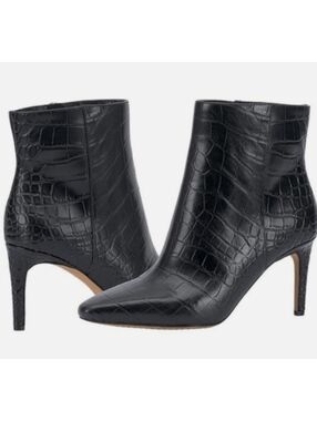 Vince Camuto Leather Ankle Boots 10